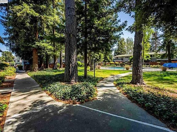 2nd image of 7319 Starward Dr APT 43