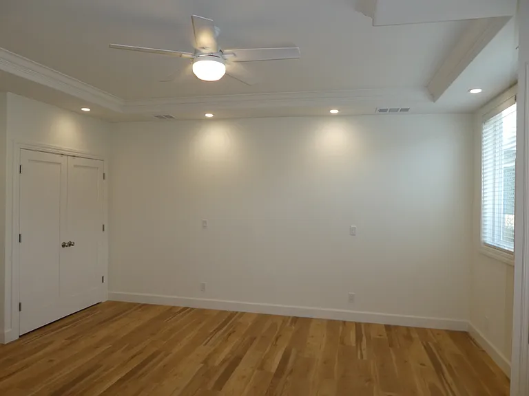 608 Howard Ave #A — Photo 33