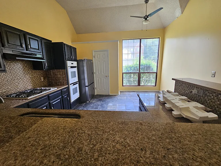 6803 Yorkdale Ct — Photo 14