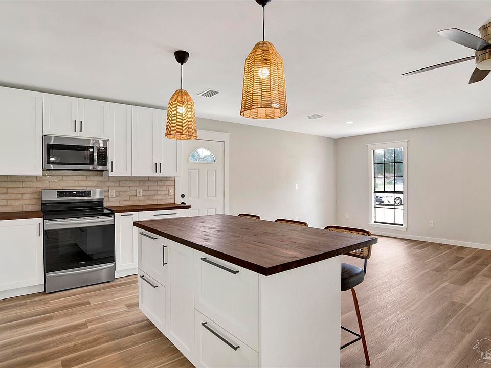 1st image of 5633 Lia Dr