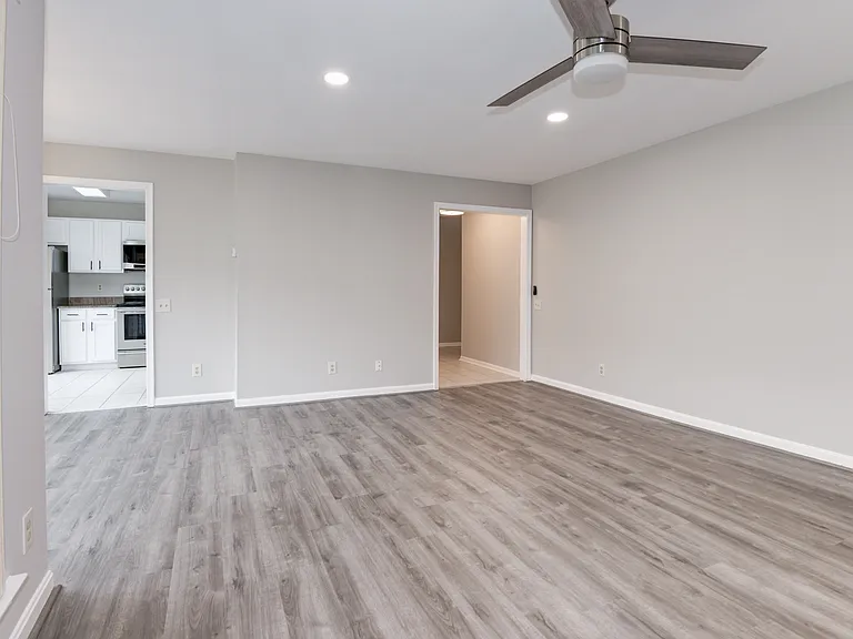 11205 Rienzi Pl #202 — Photo 13
