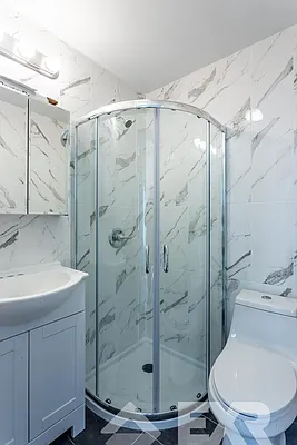 Rented by EXR | media 70