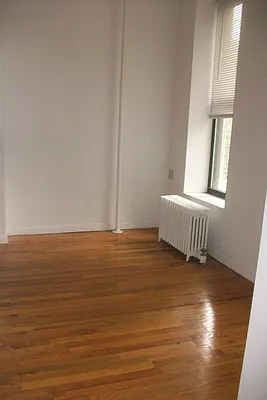 Rented by Keller Williams NYC | media 16