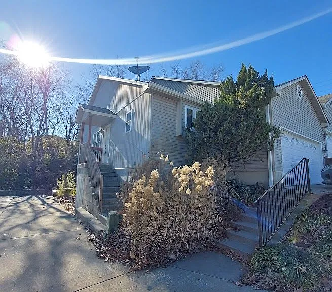 3005-3033 S Shrank Dr — Photo 4