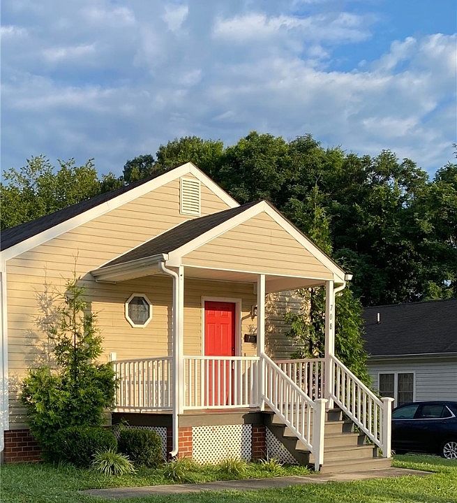 1st image of 708 N 9th Ave