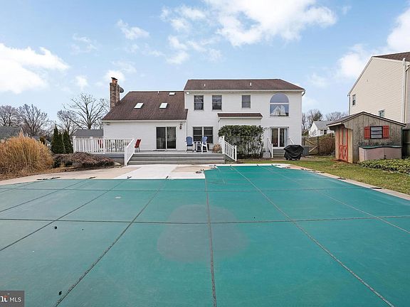 4th image of 210 Beau Tree Dr