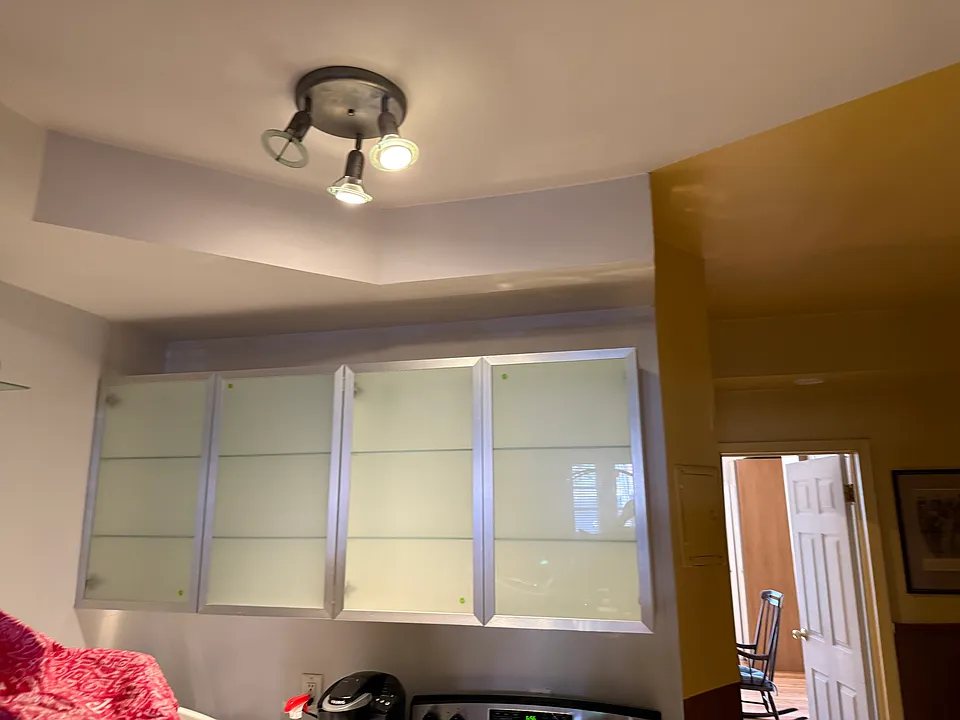 99 Magnolia Ave #1L
