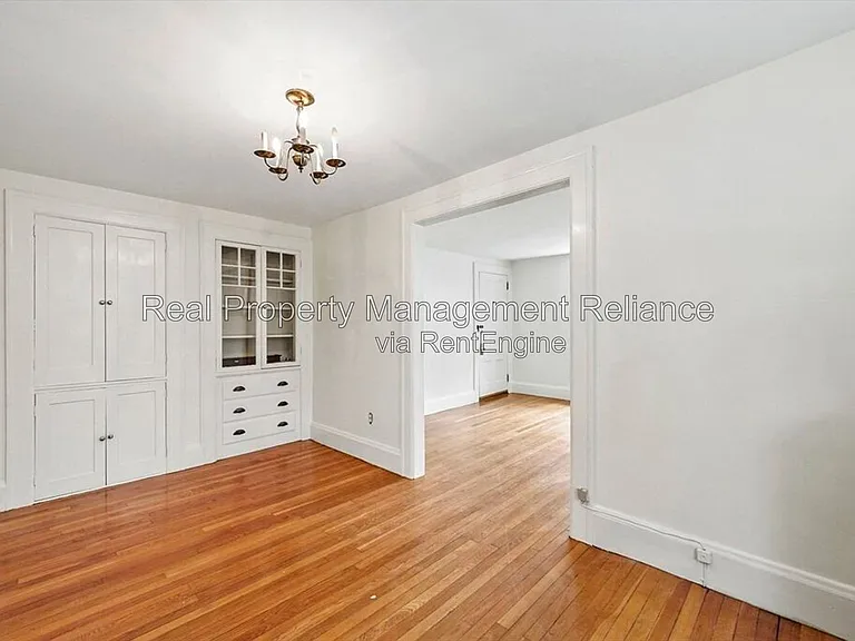 16 Winthrop St #1 — Photo 6