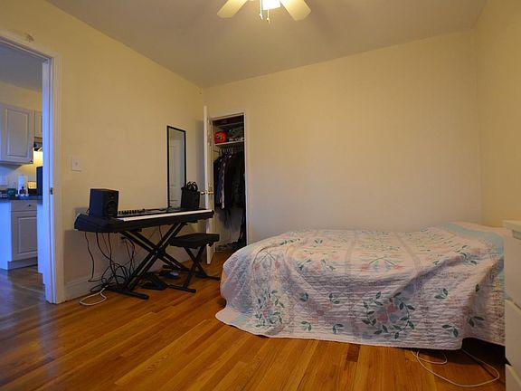 5th image of 28 Quint Ave APT 21G