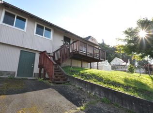 320 W D St, Rainier, OR 97048