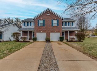 1517 Forest Springs Dr, Ballwin, MO 63021