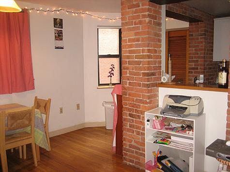2nd image of 87 Gainsborough St #U208