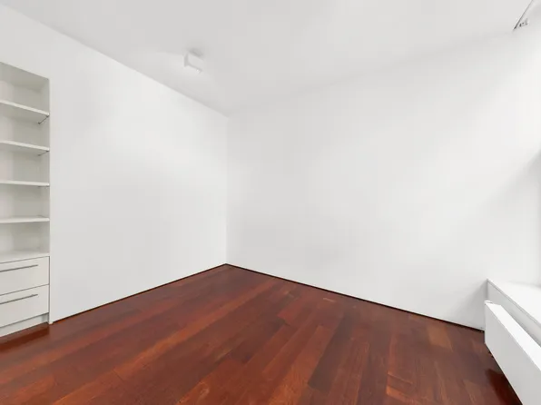 419 West Broadway image 16 of 17