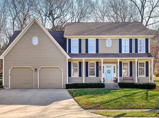 5925 Hallet Ln, Shawnee, KS 66216