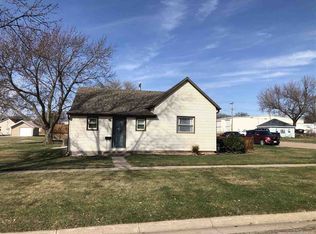 301 Block Ave, Hildreth, NE 68947