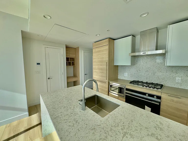 2381 Beta Ave #1708 — Photo 3