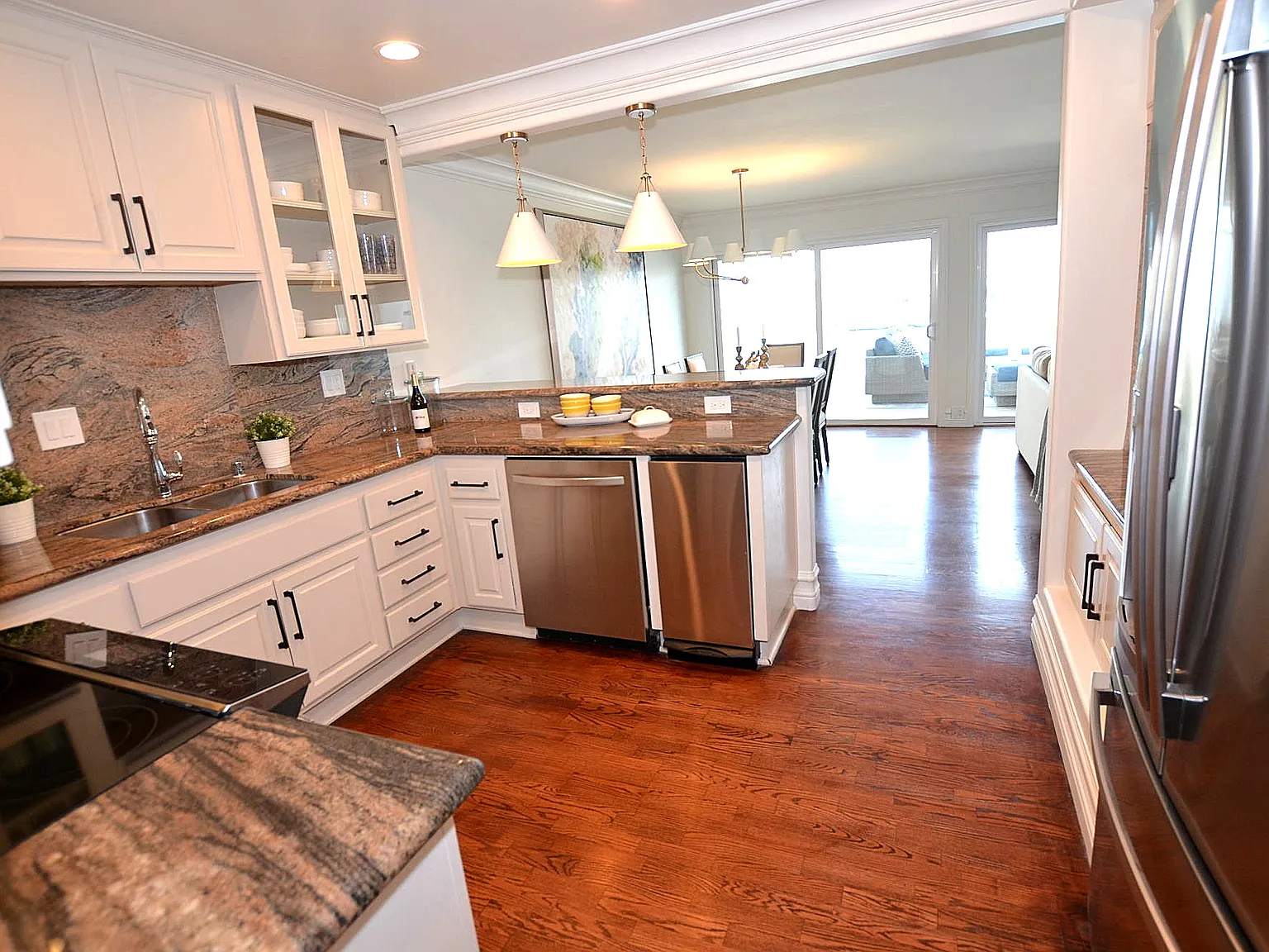 3 bed, 1729 sqft, $6,000 — Photo 2