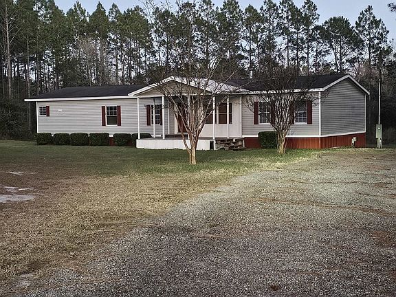 2nd image of 31598 NE County Road 67