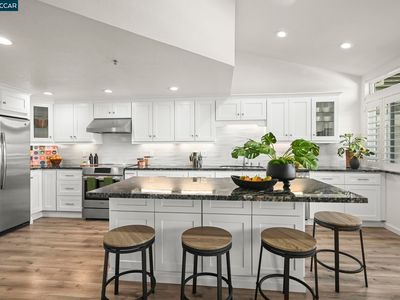 5201 Terra Granada Dr APT 2B, Walnut Creek, CA, 94595