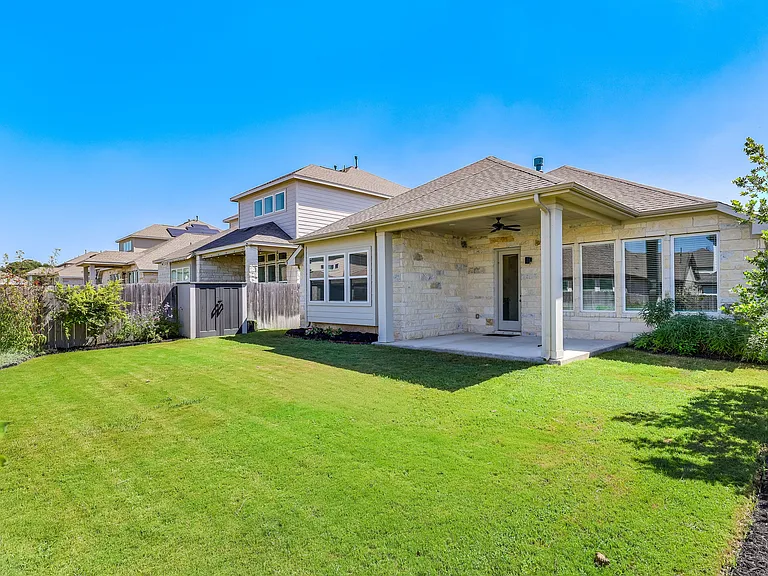 4326 Frankfurt Ln — Photo 43