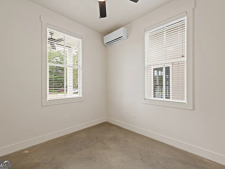 713A Jefferson St — Photo 11