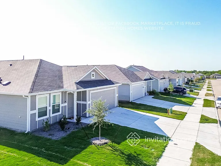 4900 Old Ember Ln — Photo 19