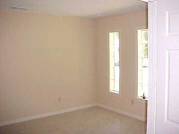 4th image of 1710 Clearpoint Dr