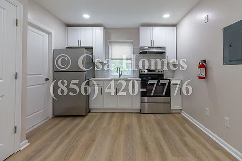 602-604 S Broadway Photo 1
