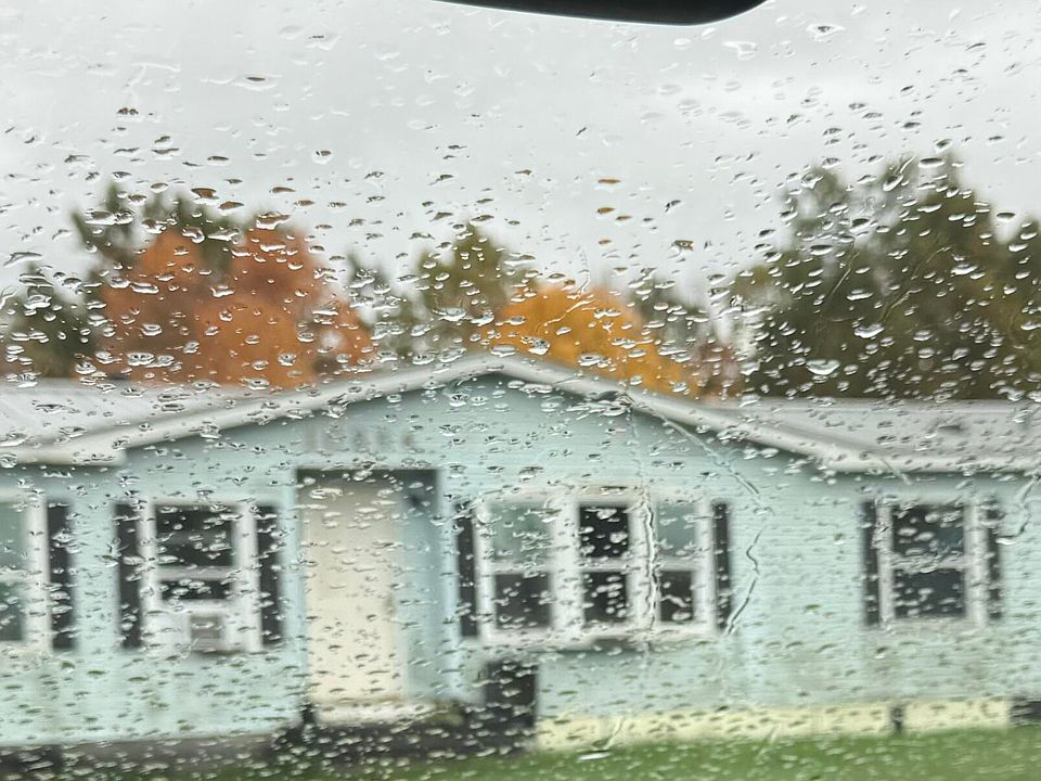 1st image of 10854 Osborn St