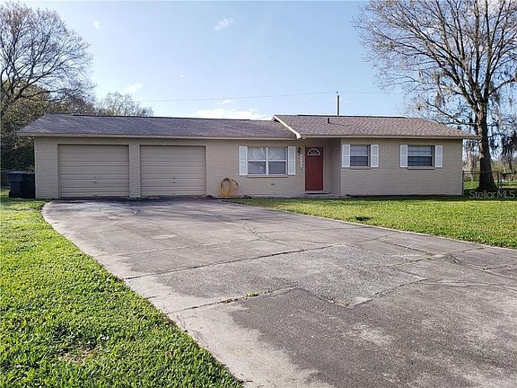 3rd image of 3533 Lori Ln S