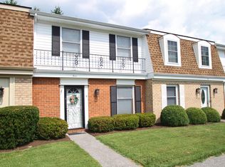 149 Silo Sq, Lewisburg, WV 24901