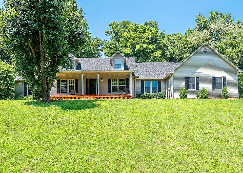 1st image of 180 W Woodland Acres
