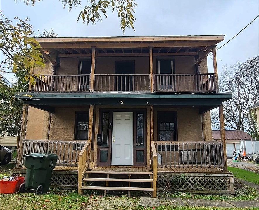 1st image of 82 Colfax St