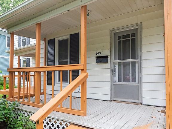 3rd image of 201 S Prospect St #203