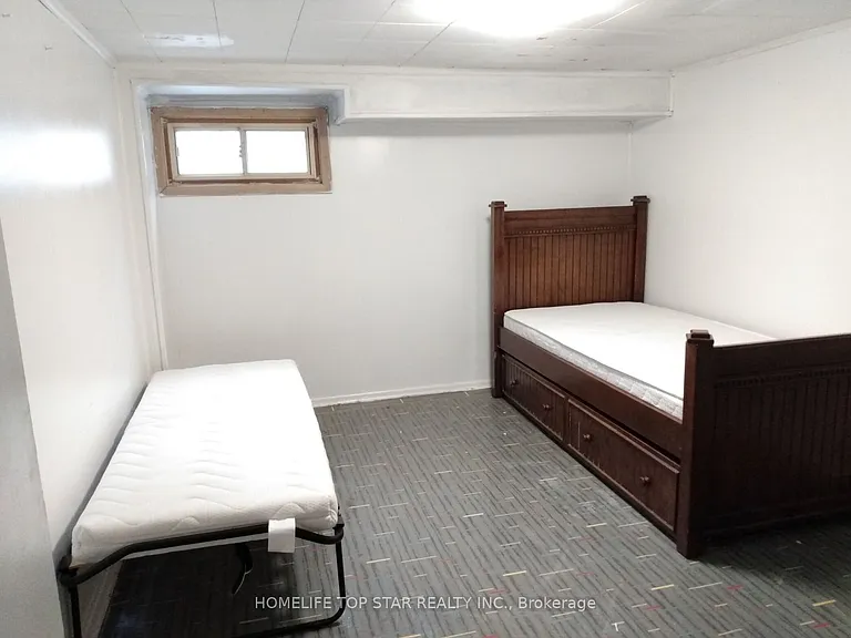 37 Macdonald Ave — Photo 6