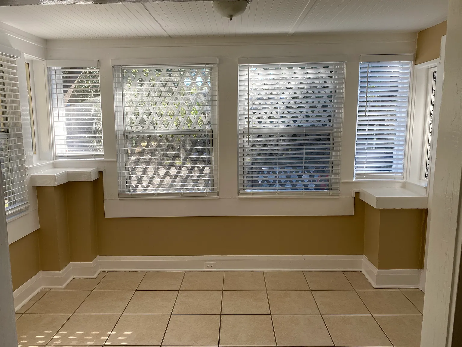 2 bed, 1100 sqft, $1,650 — Photo 3