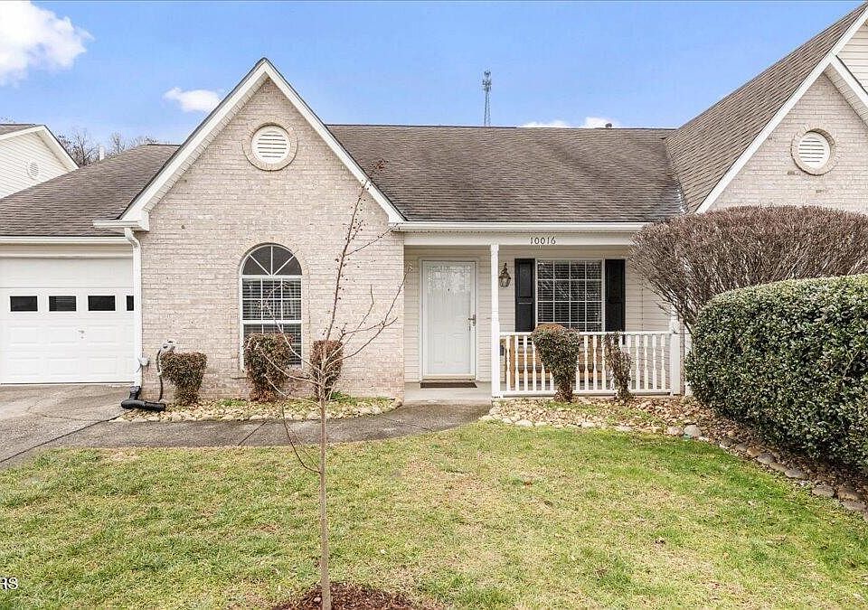 1st image of 10016 Bellflower Way