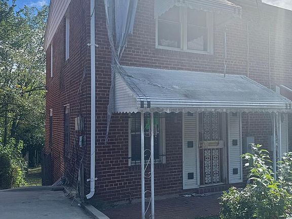 2nd image of 3474 23rd St SE