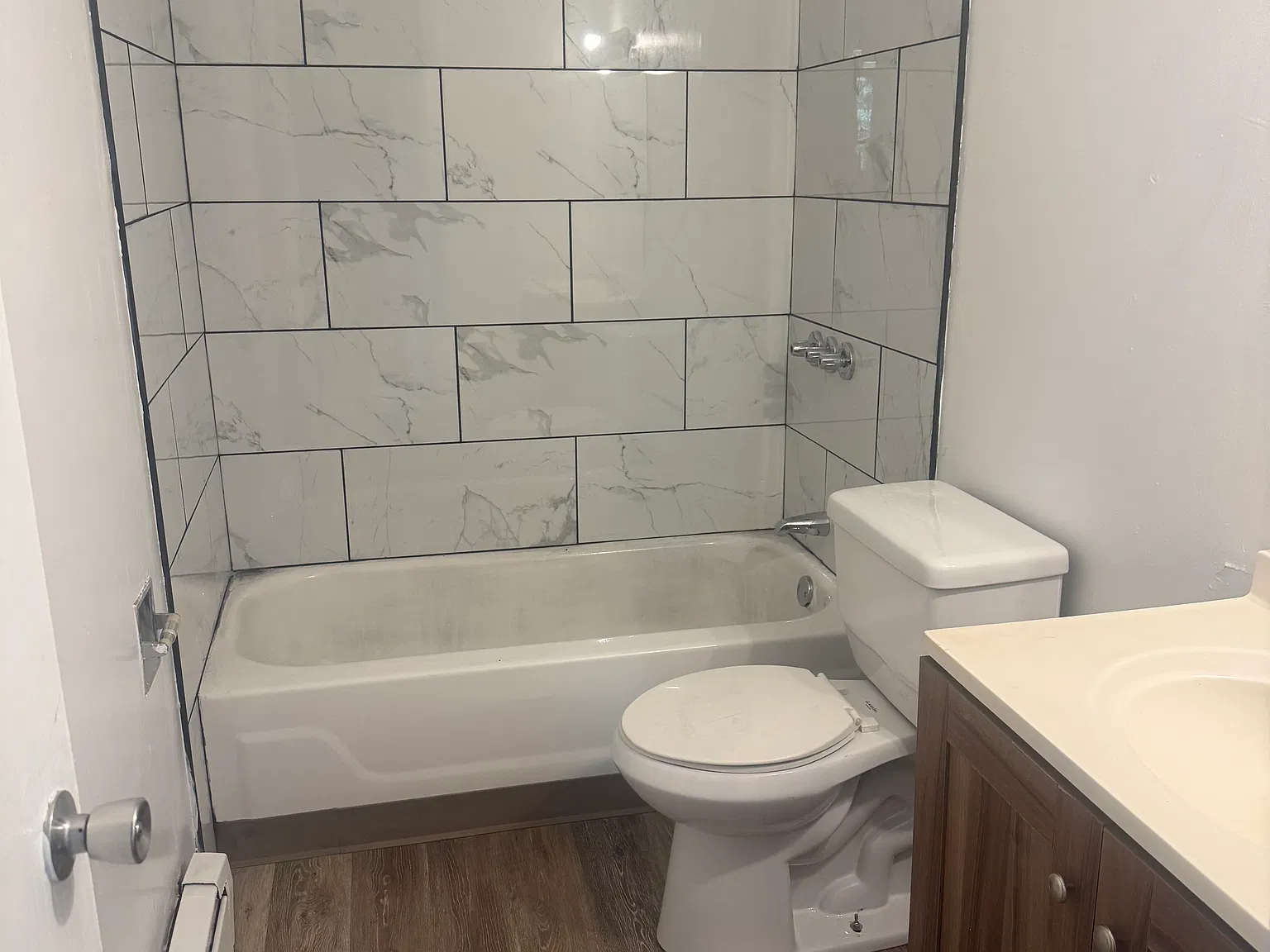 2 bed, 800 sqft, $1,475 — Photo 3