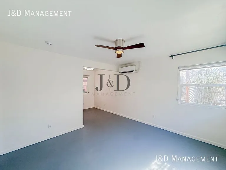 4487 Park Blvd — Photo 2