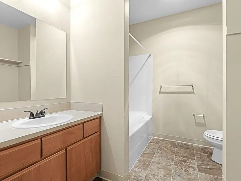 Baxter Ridge Apartments — Photo 5