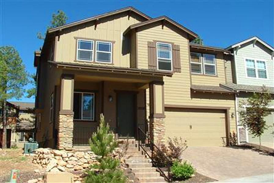 Pinnacle Pines Townhomes!