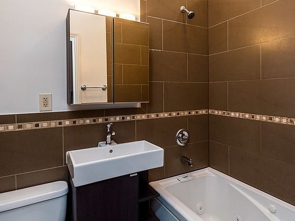 3rd image of 157 Evergreen Ave #2D