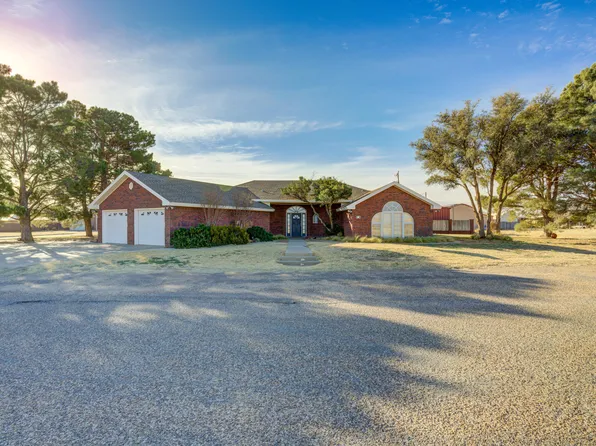 801 19th St, Seagraves, TX 79359