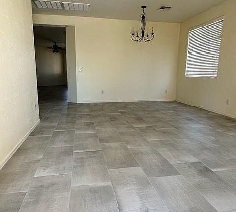 5th image of 7136 W Sophie Ln
