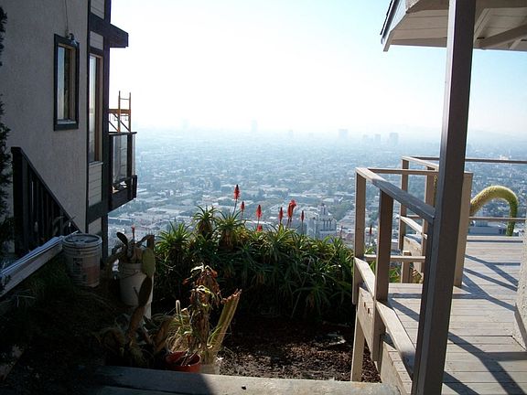4th image of 8412 Franklin Ave