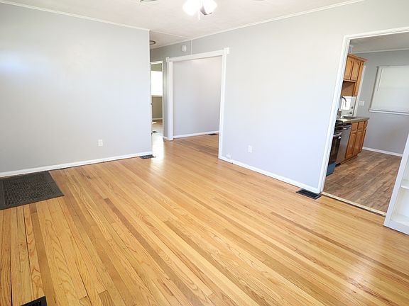 3rd image of 29 Cimarron Dr