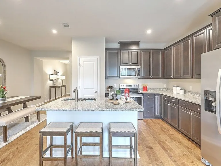 102 Benelli Dr — Photo 5
