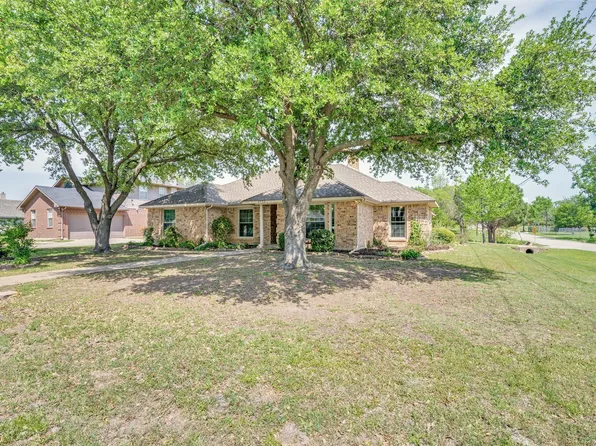 6700 Coral Ln, Sachse, TX 75048