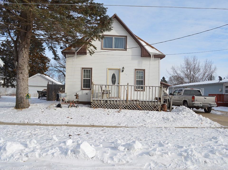 1st image of 906 Monroe St